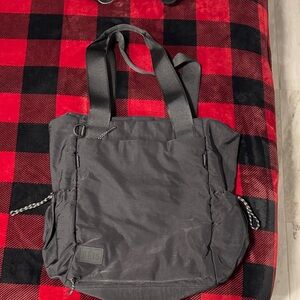 BEIS The Sport Tote in Black